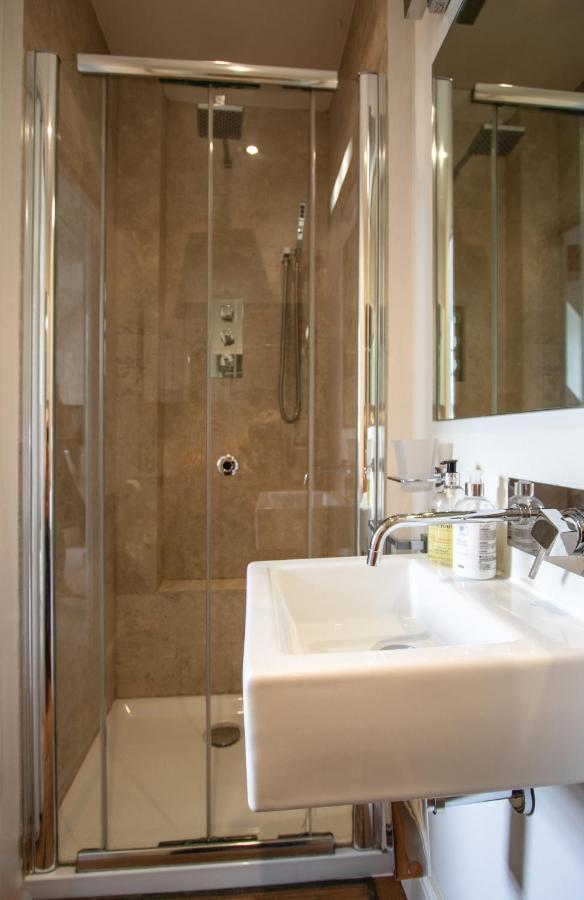 The Quay - Old Town Poole B&B - Great Location - Secure Free Parking Eksteriør billede